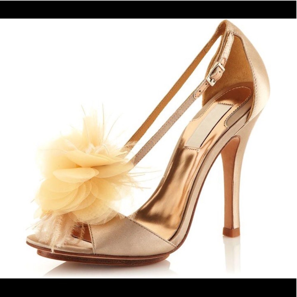 Badgley Mischka Kiwi sandal Nude Size 7